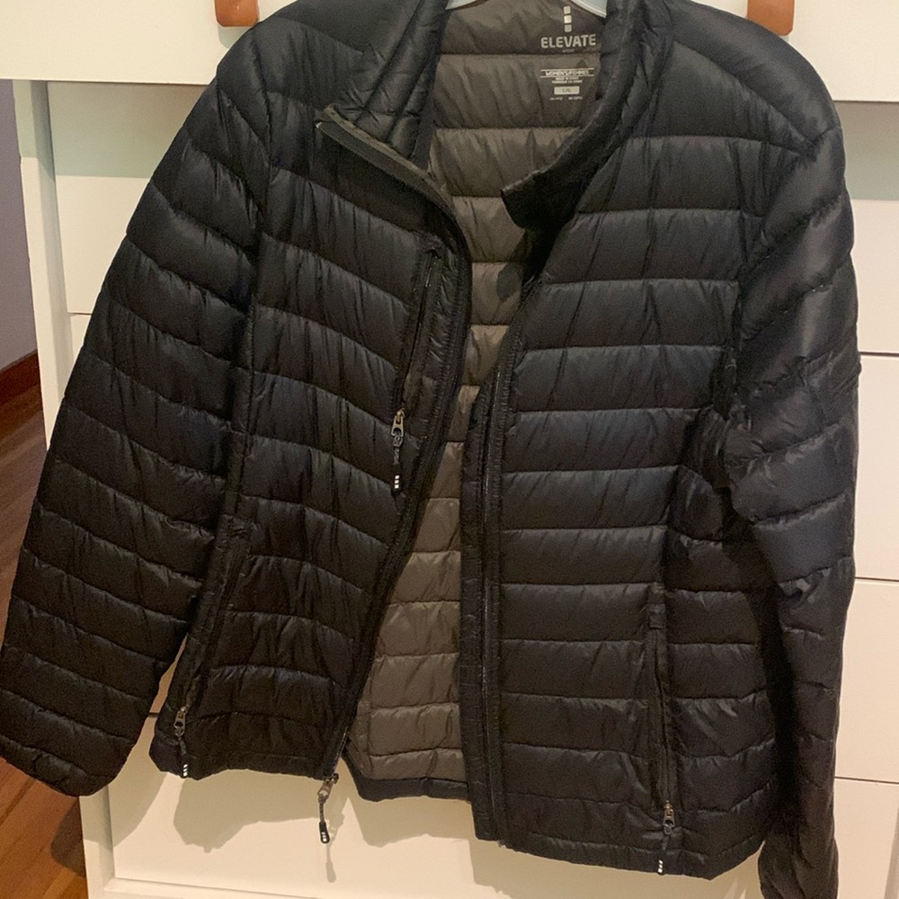 Downfilled jacket